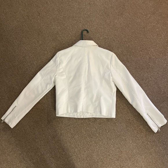 White faux leather jacket with embroidered flowers - Picture 2 of 4